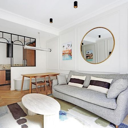 Pick A Flat'S Apartment In Triangle D'Or - Pierre 1Er De Serbie 파리 외부 사진