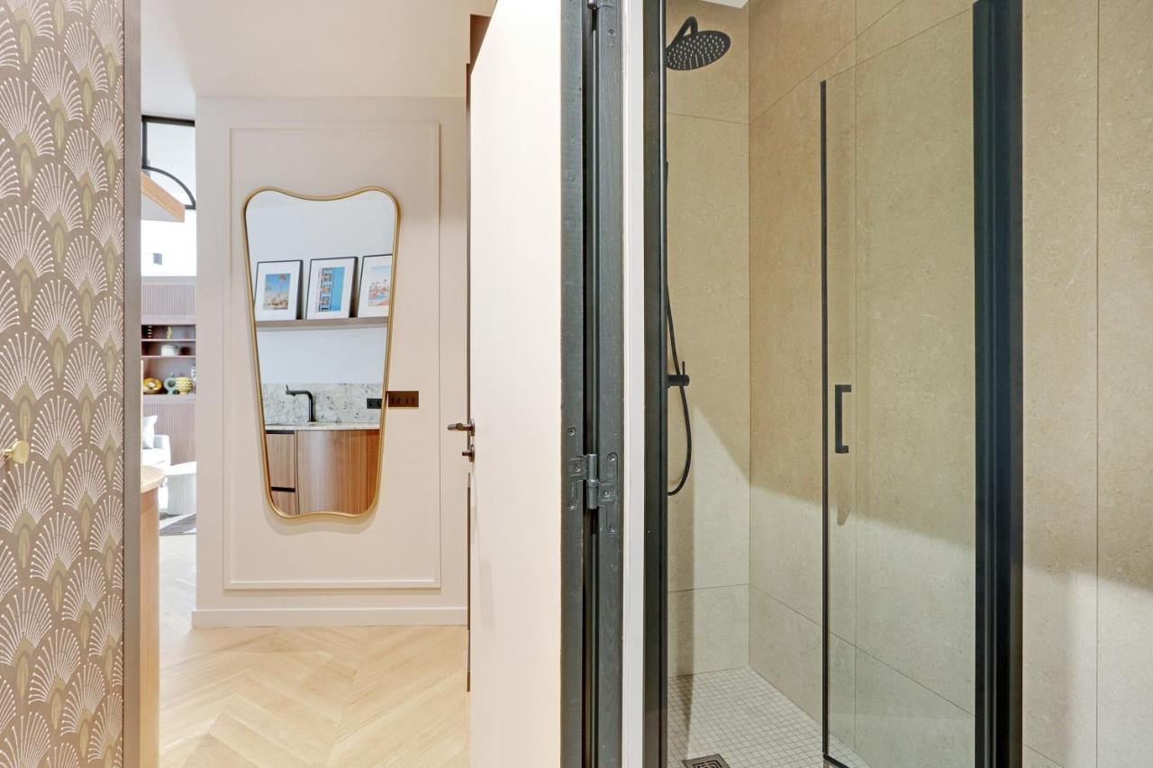 Pick A Flat'S Apartment In Triangle D'Or - Pierre 1Er De Serbie 파리 외부 사진