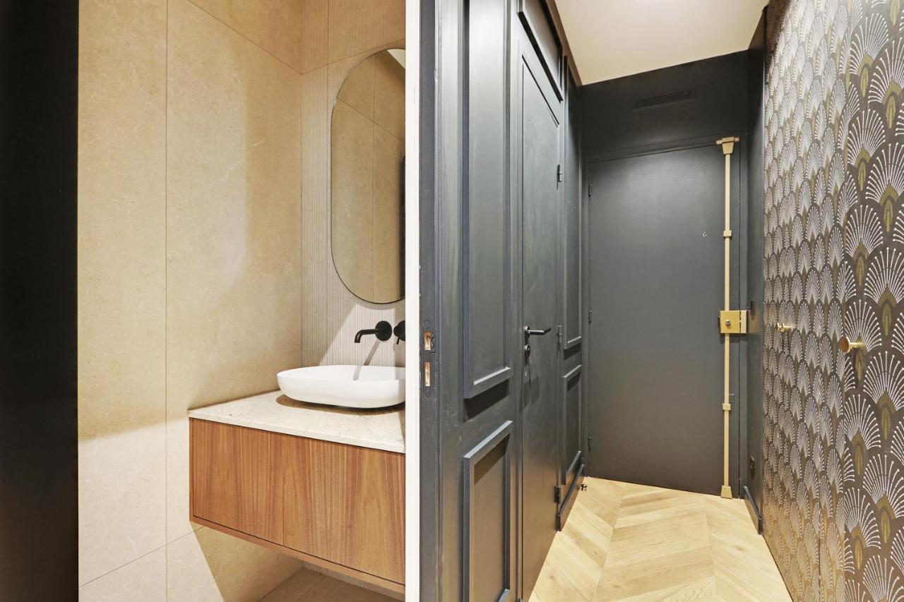 Pick A Flat'S Apartment In Triangle D'Or - Pierre 1Er De Serbie 파리 외부 사진